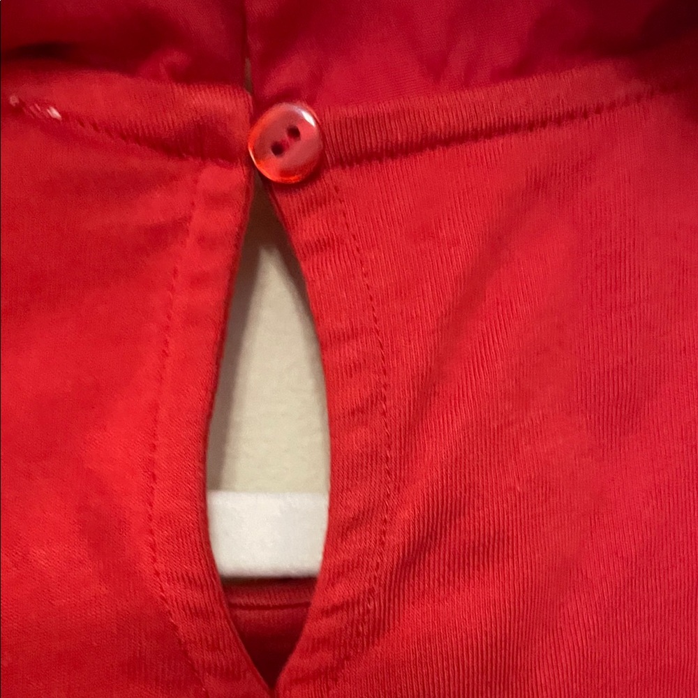 Chic Red Blouse with Peter Pan Collar - Picture 7 of 9